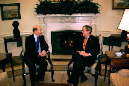 ИСТОРИЯ: Министър-председателят Симеон Сакскобургготски извършва посещение в САЩ в периода 24-25 февруари 2003 г.