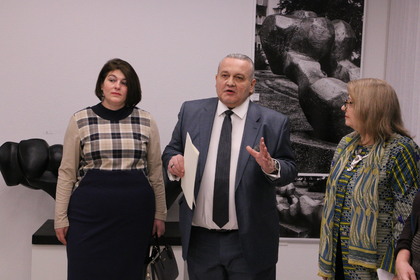 Откриване на изложба в Българския културен институт в  Братислава на известния  български скулптор Емил Венков  „ Посещение след години. IN MEMORIAM “  