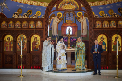 Генералният консул Ангел Ангелов присъства на света литургия в храм “Успение Богородично” в Южен Хамптън