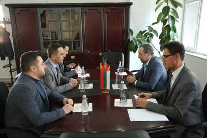 Посланик Ангел Ангелов проведе среща с кмета на Тетово Билал Касами