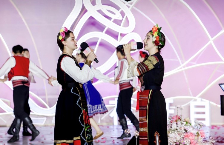 Участие в Международния културен фестивал на розата в гр. Саня 