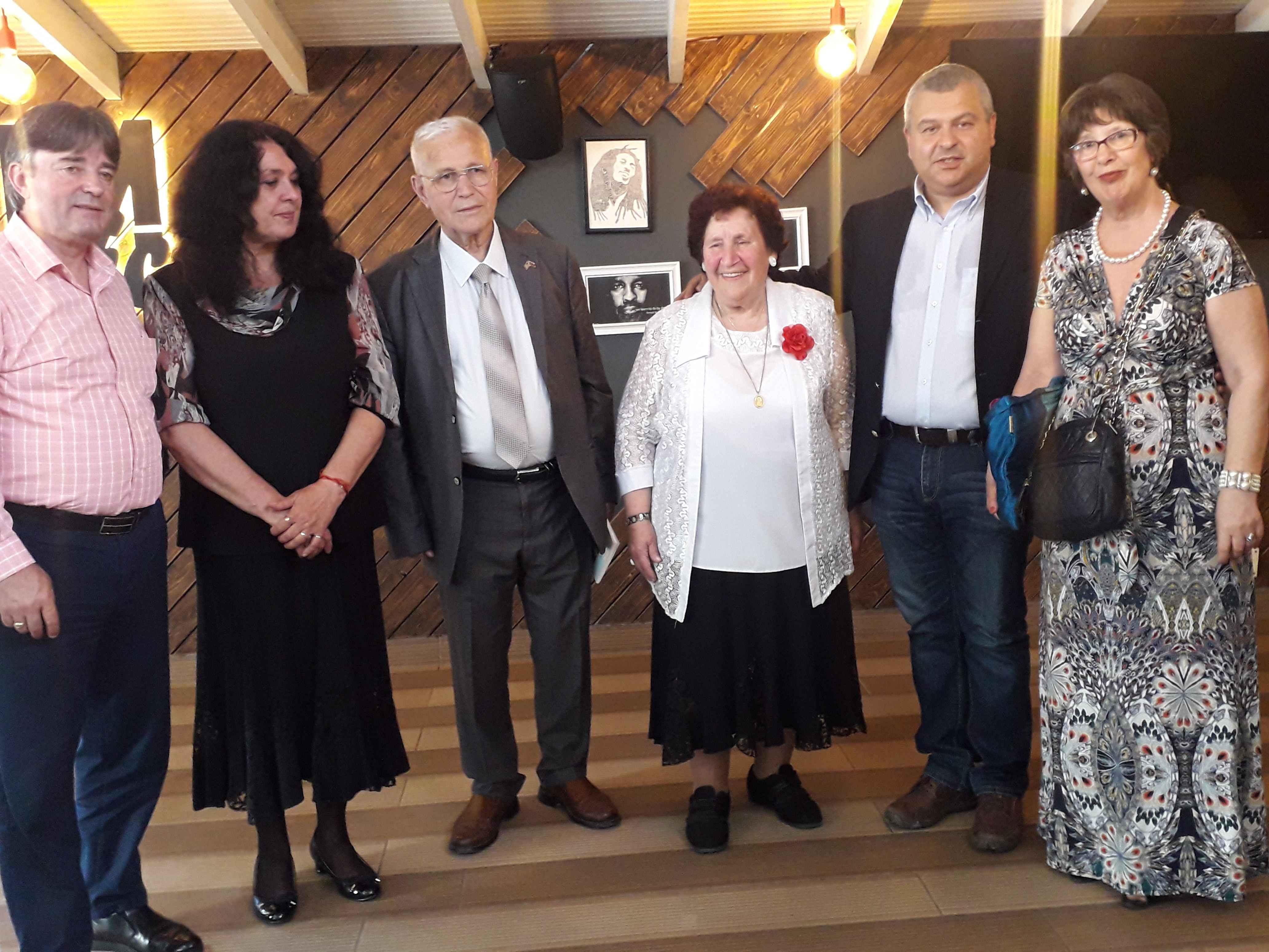 Grupe folklorike nga e gjithë Bullgaria me një koncert në Tiranë për Ditën e kulturës bullgare