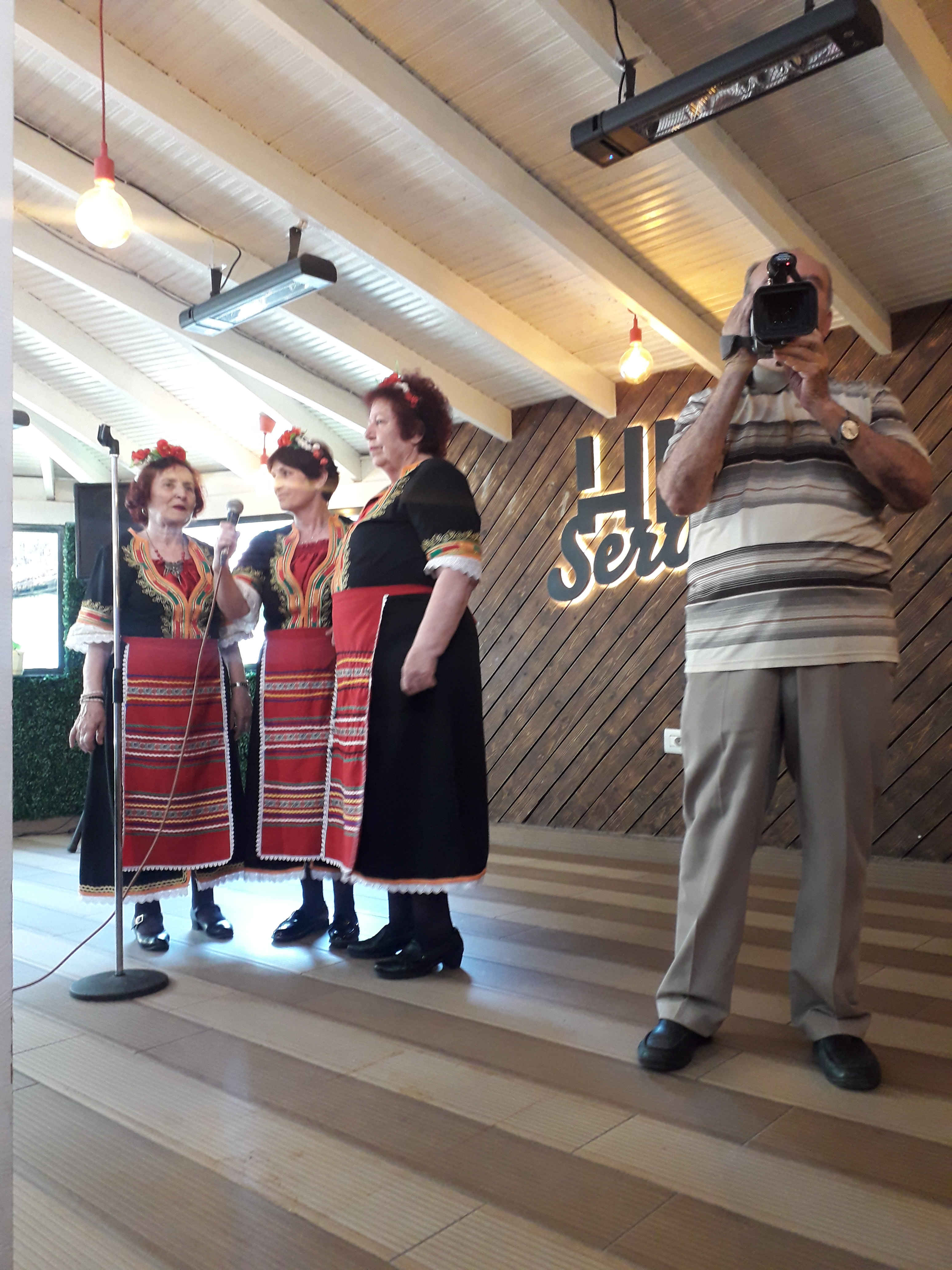 Grupe folklorike nga e gjithë Bullgaria me një koncert në Tiranë për Ditën e kulturës bullgare