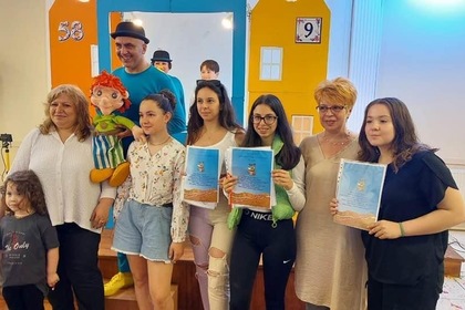 Успешното приключване на учебната година в БНУ „Св. св. Кирил и Методий“ в Истанбул бе отбелязано