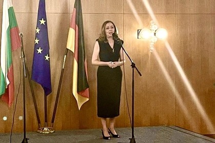 В посолството в Берлин се състоя прием по повод приключването на мандата на посланик Елена Шекерлетова