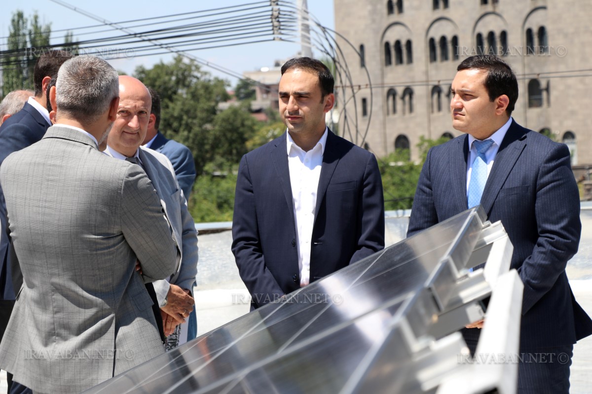 Ambassador of Bulgaria Kalin Anastasov participated in a commissioning ceremony of solar photovoltaic plant at the Polytechnic University